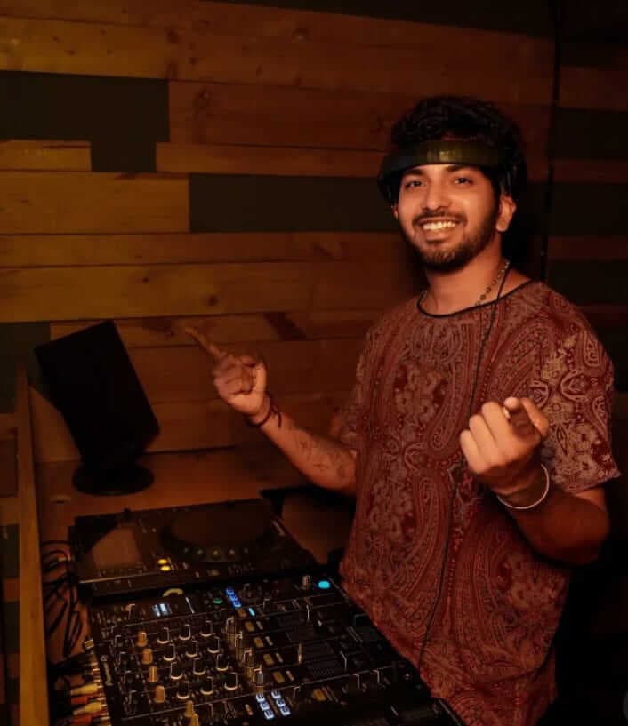 Dj Naveen