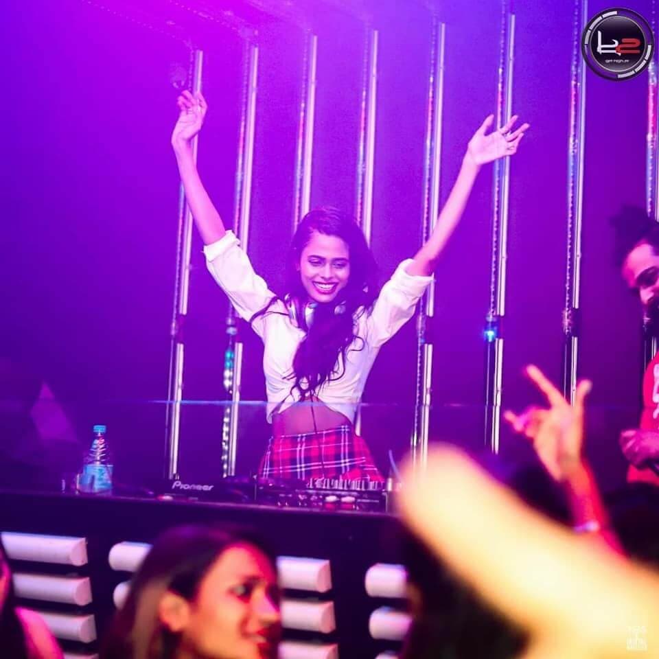 Artist:  Dj Ravishree