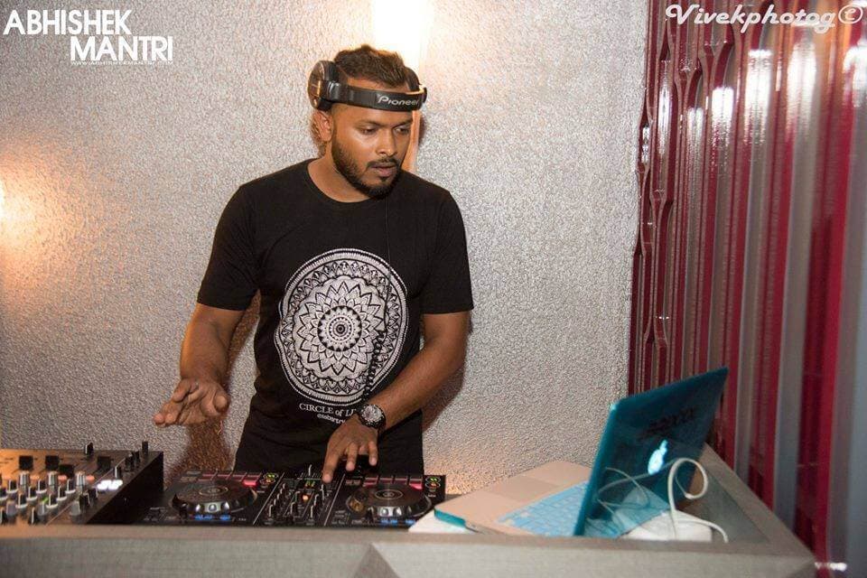 Artist: DJ Abhishek Mantri 