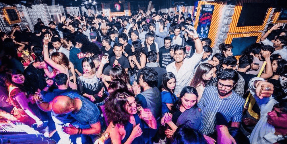 Friday Holly-Bolly Ladies Night At CloudNyn