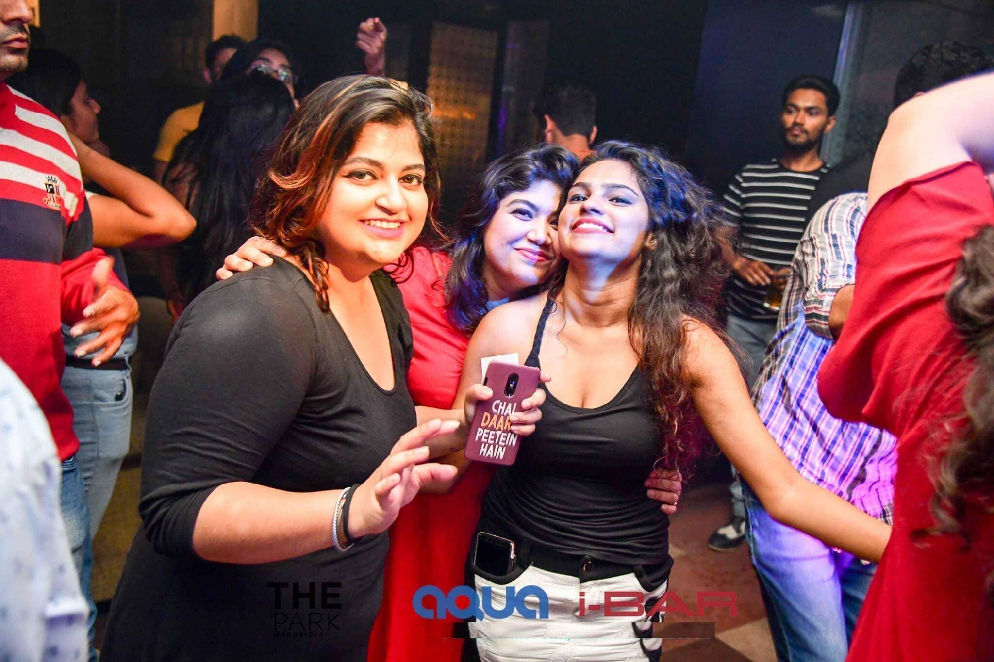 Thursday Ladies Night at I-Bar, Park Hotel (Free Drinks)