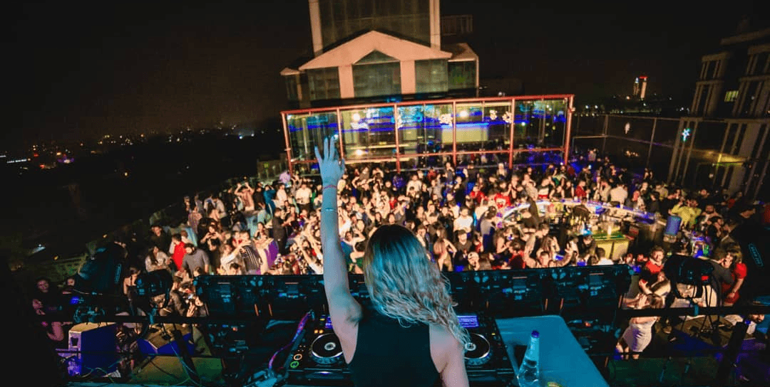 Sunday Rooftop Madness