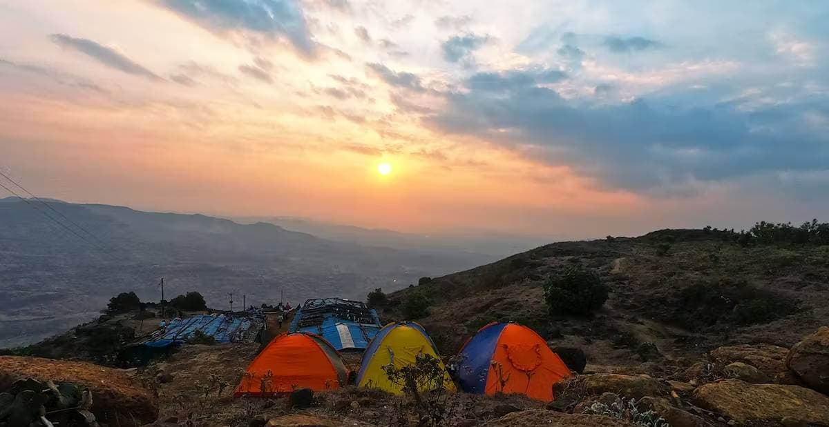 Kalsubai Night Trek | Mumbai Mountain Hikers