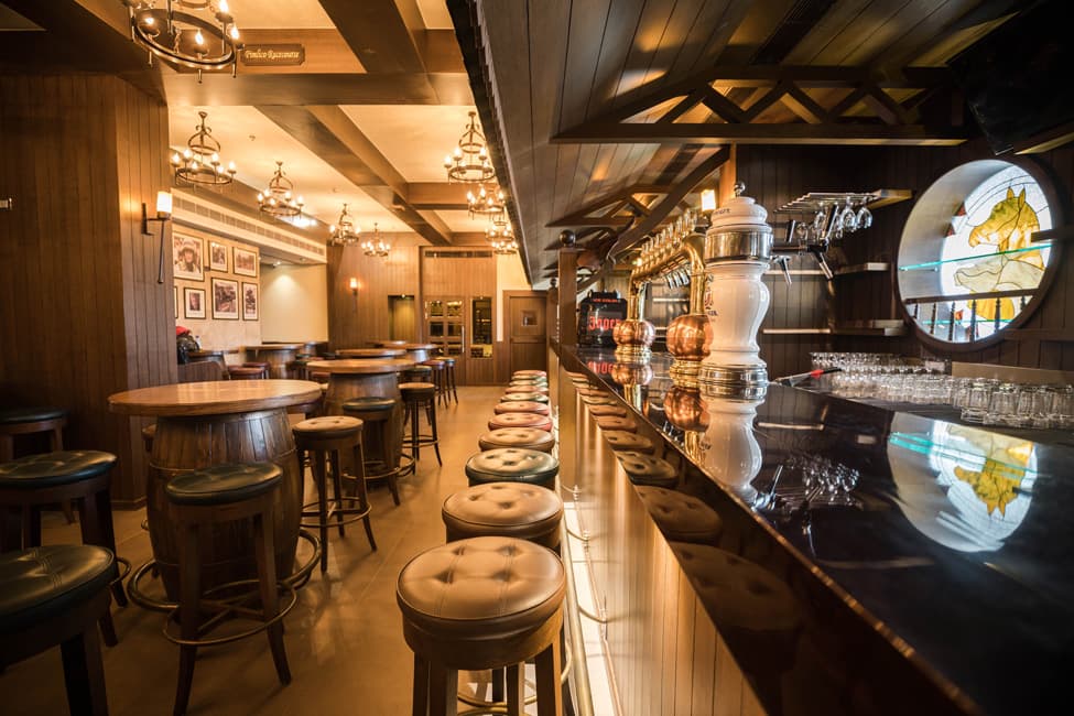 The Stables - Peninsula Redpine