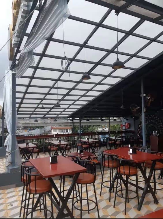 Venue: Barrys Sky Lounge Bar & Kitchen