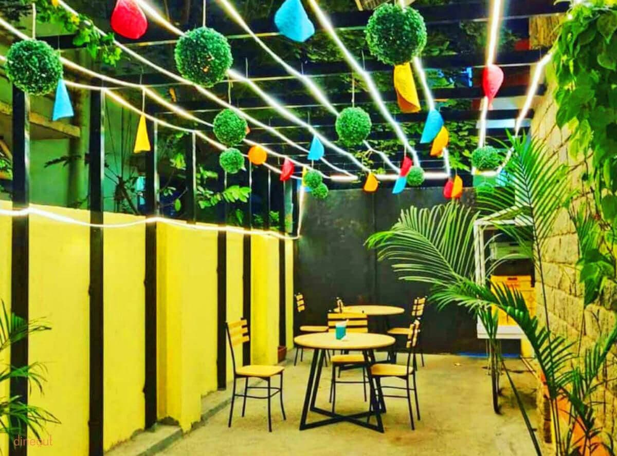 Ekayana - Cafe & Restaurant