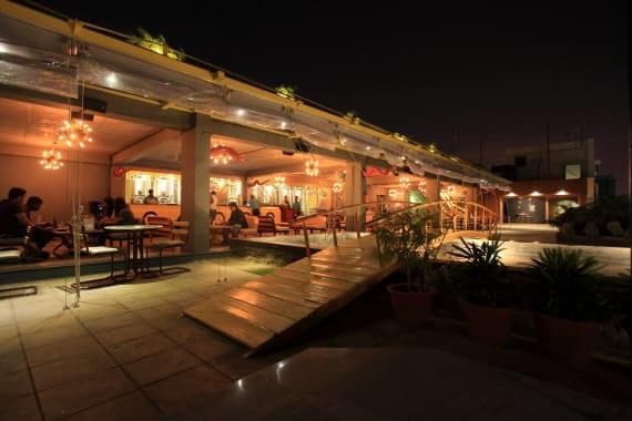 Yellow Submarine Beer Deck & Dining