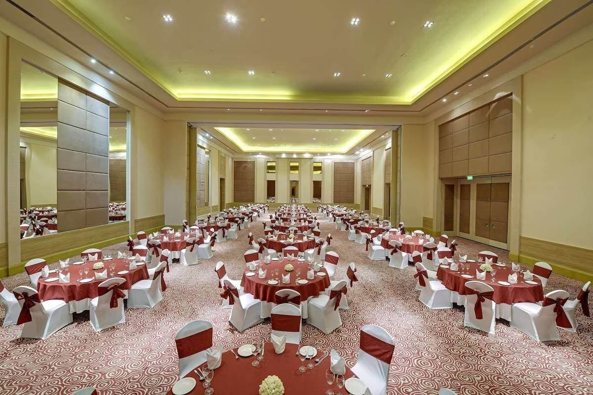 Venue: Radisson Blu Bengaluru Outer Ring Road