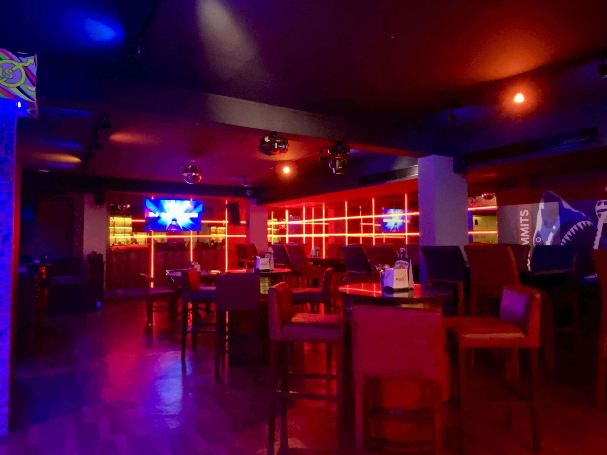 Venue: NoLimmits Lounge and Club