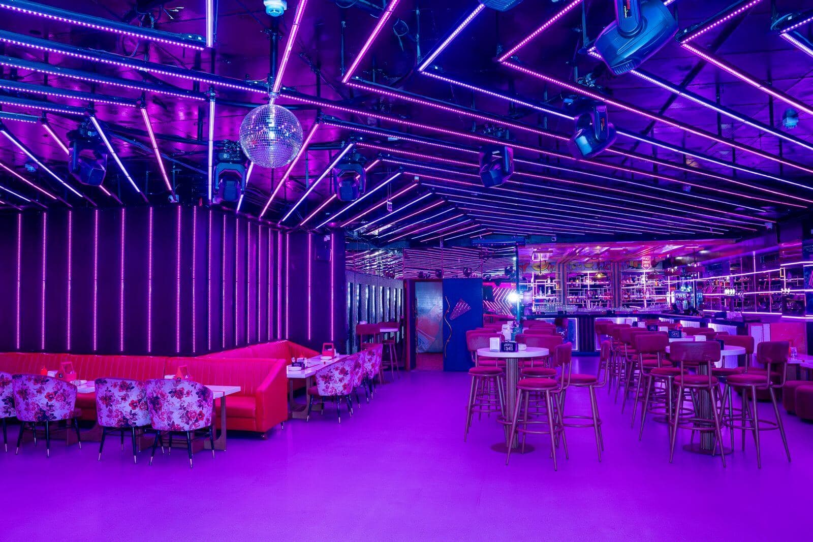 Venue: NoLimmits Lounge and Club