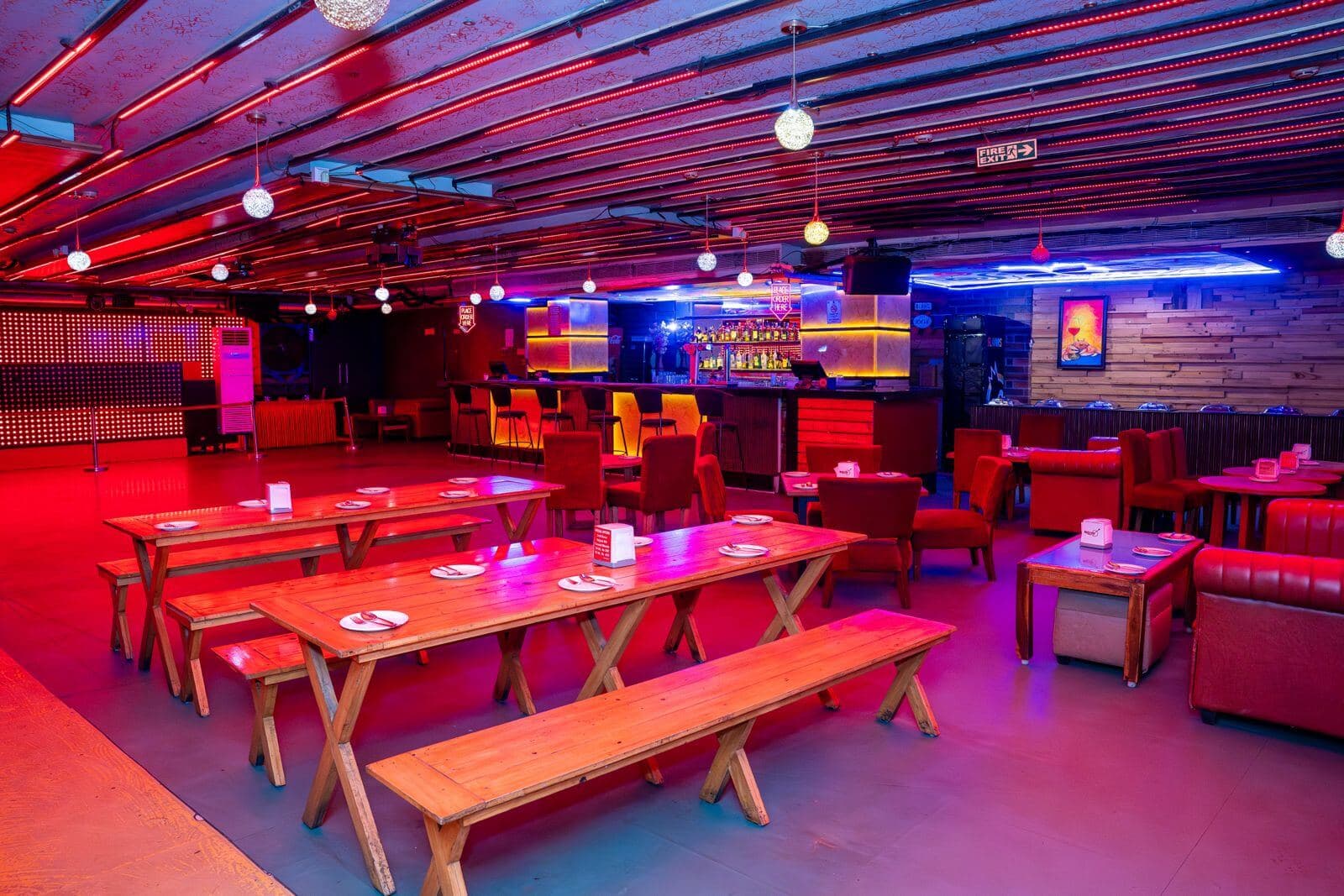 Venue: NoLimmits Lounge and Club