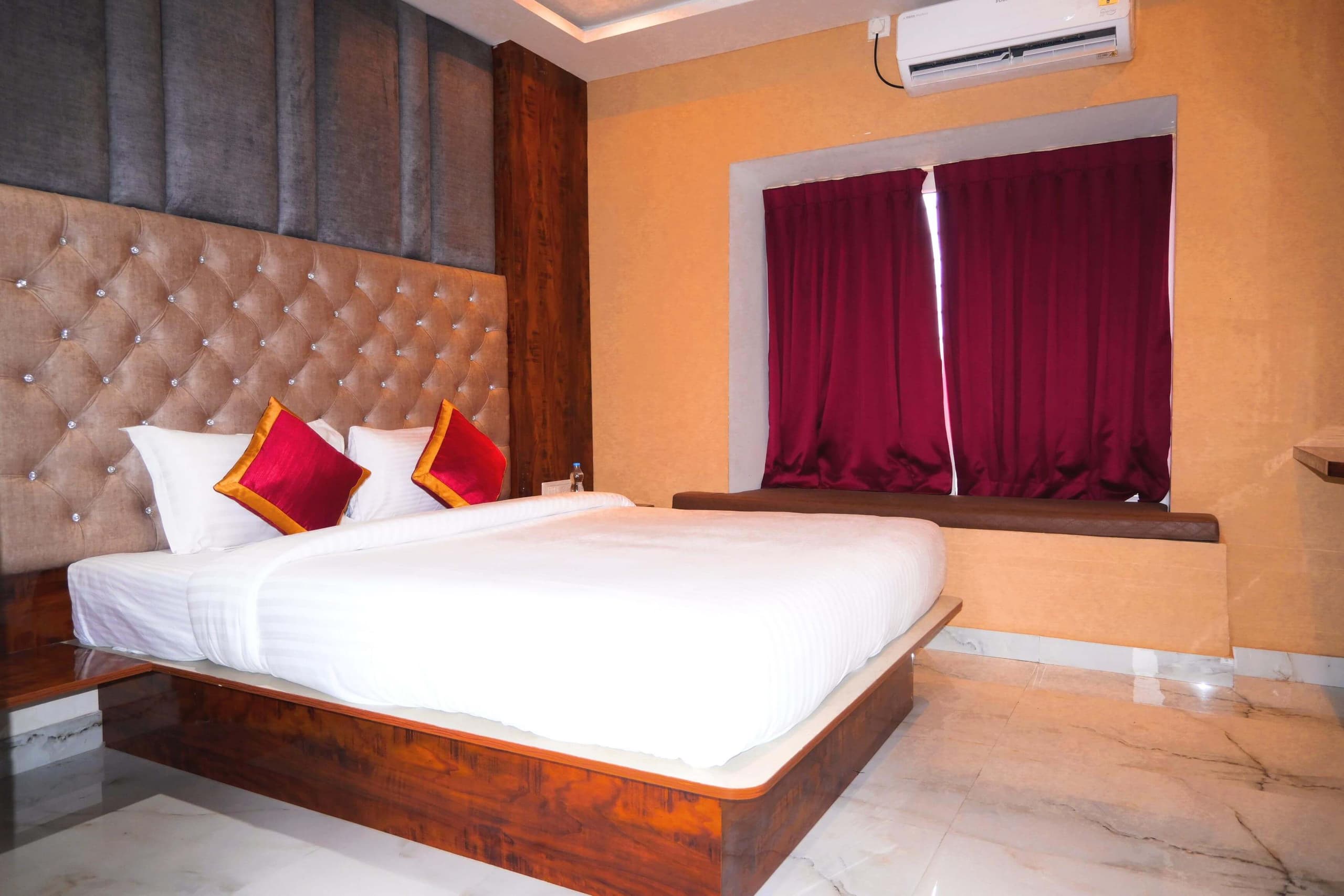 Venue: The Garden Asia Resort 