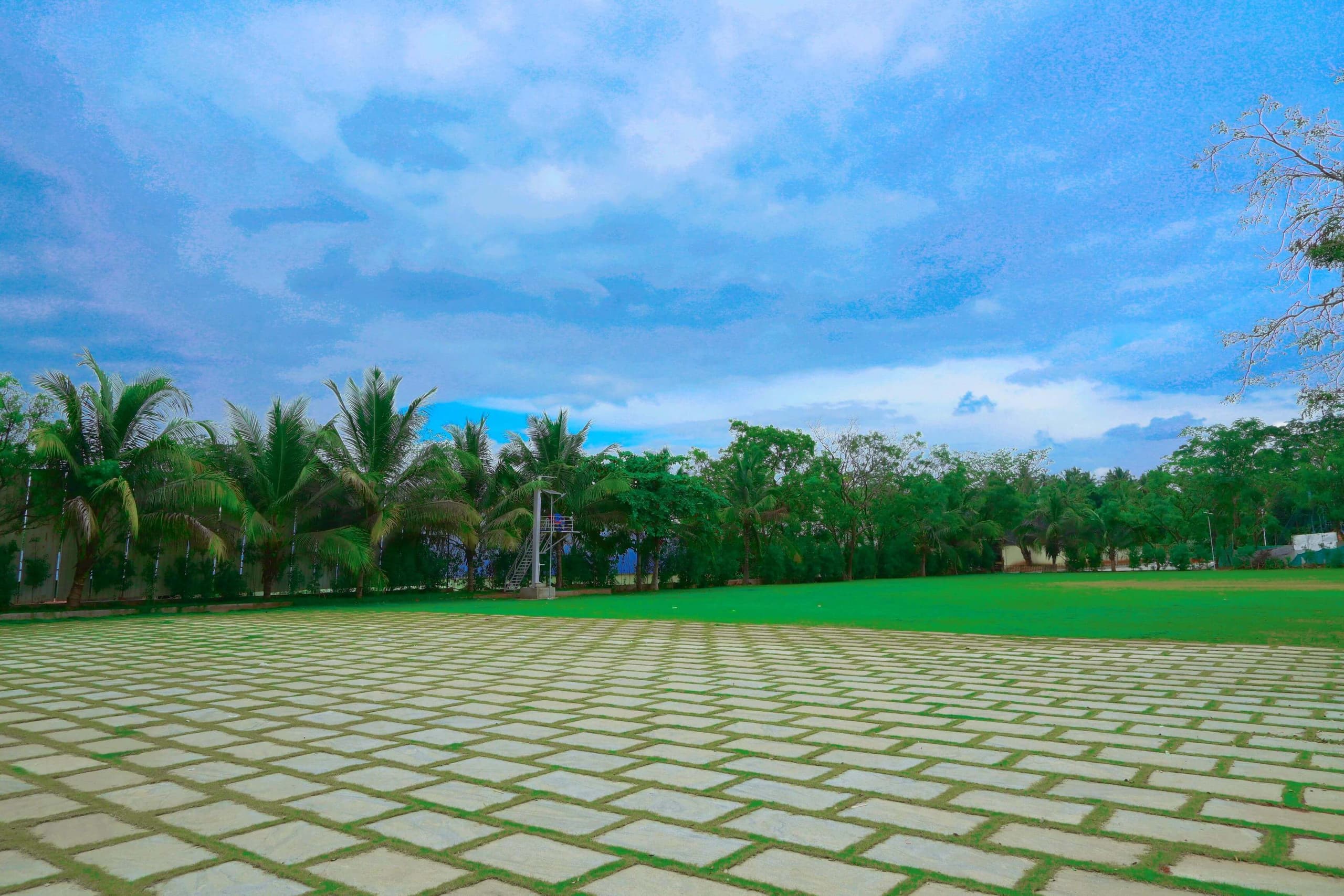 Venue: The Garden Asia Resort 