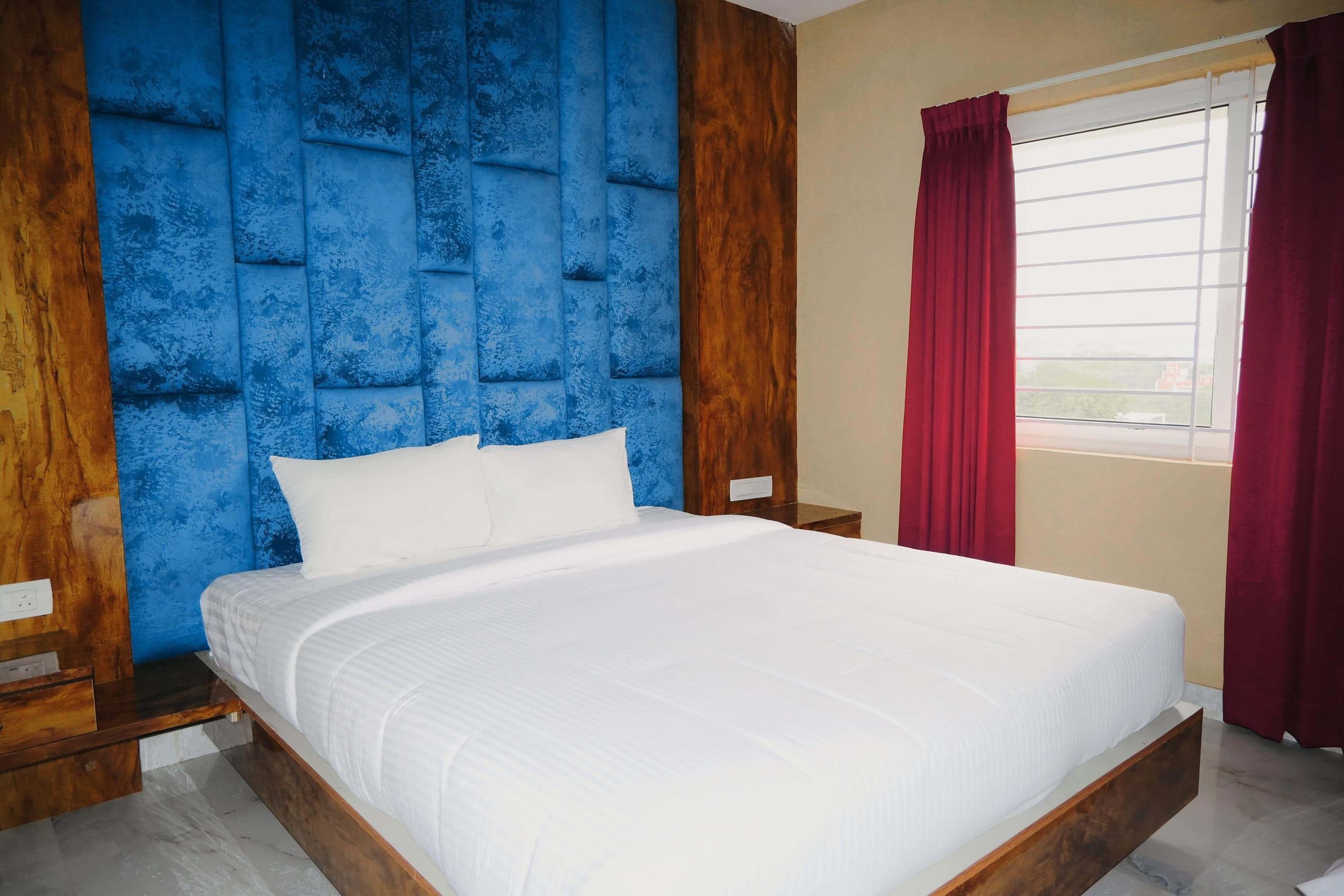 Venue: The Garden Asia Resort 