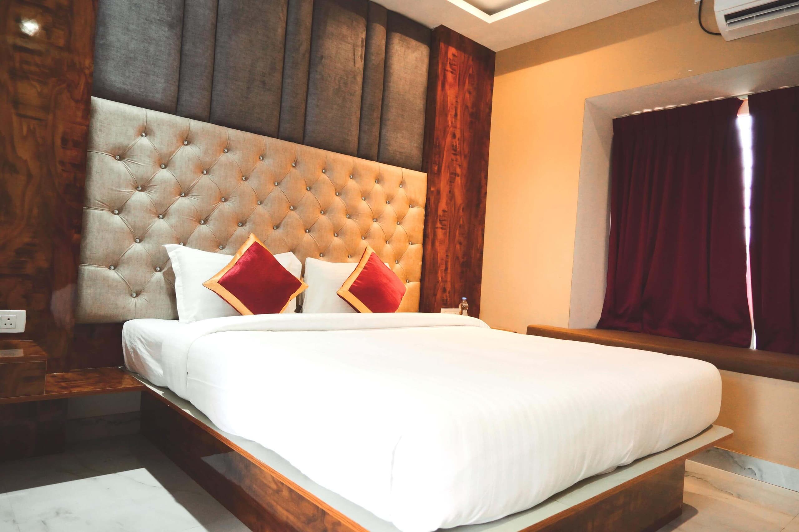 Venue: The Garden Asia Resort 