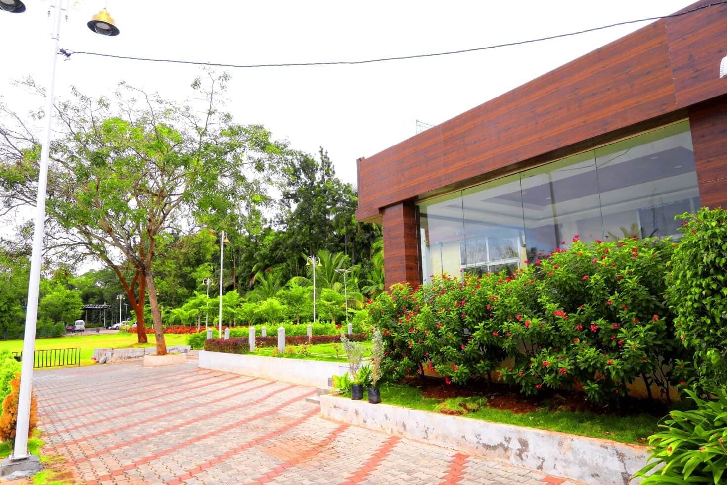 Venue: The Garden Asia Resort 