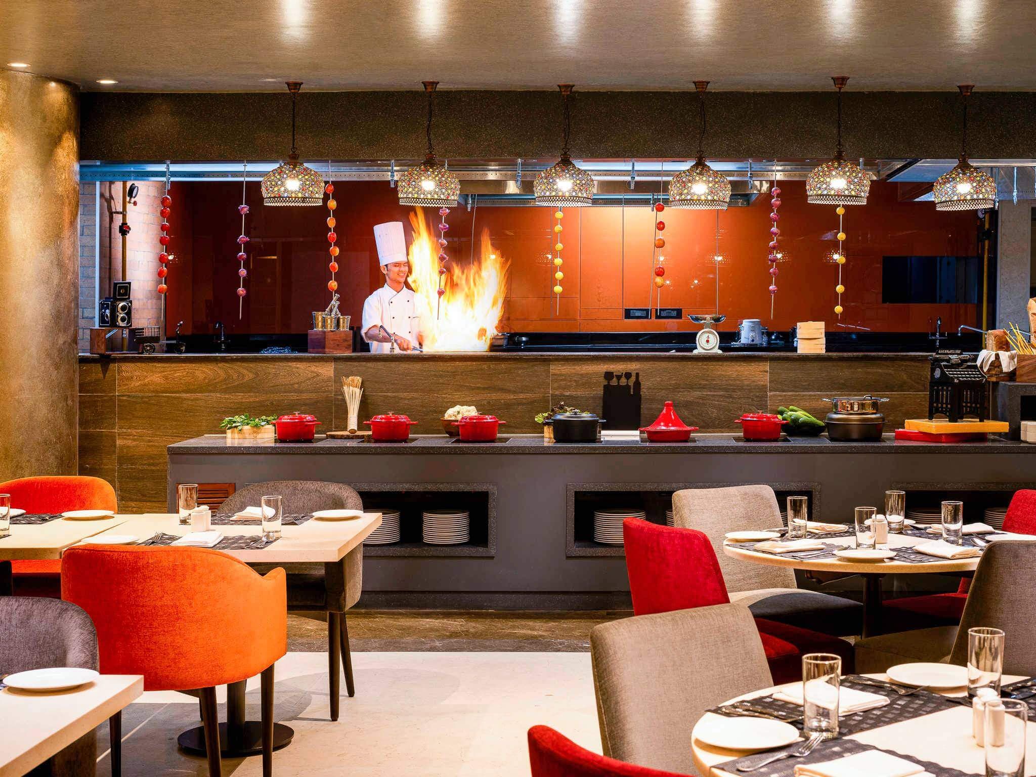 Venue: Grand Mercure Bengaluru at Gopalan Mall