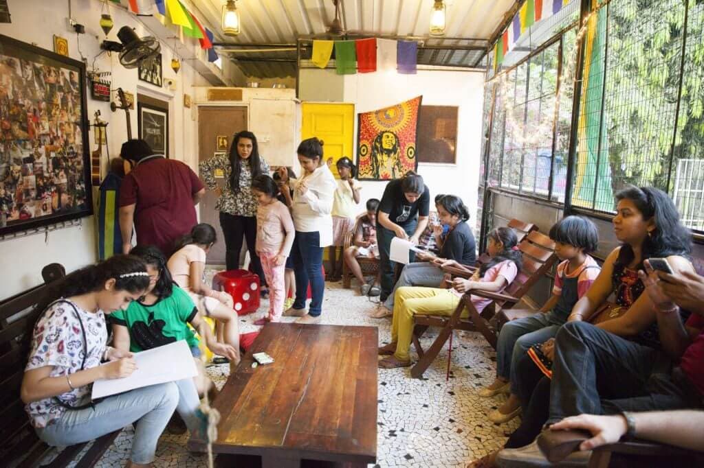 Venue: Cat Cafe Studio