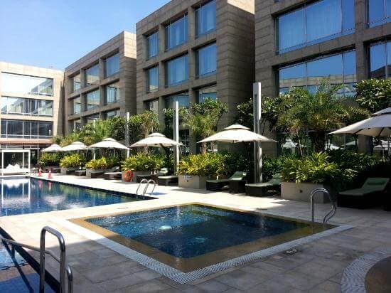 Dhol Baje - Biggest Pool Side Dandiya Night - Hilton