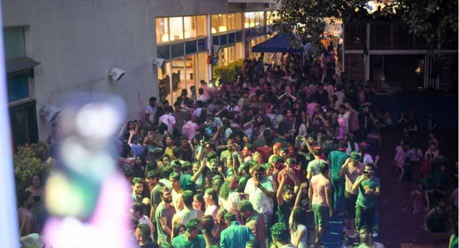 Venue: i-Bar, The Park