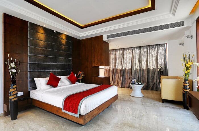 Venue: Bhagini Icon Premier Hotel