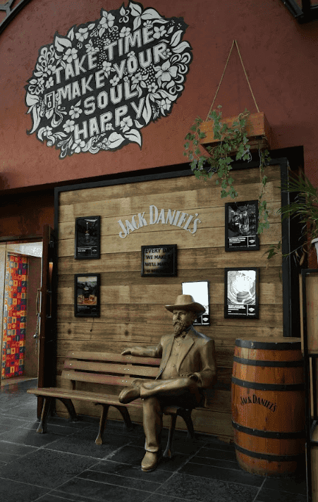 Venue: Don't Tell Mama