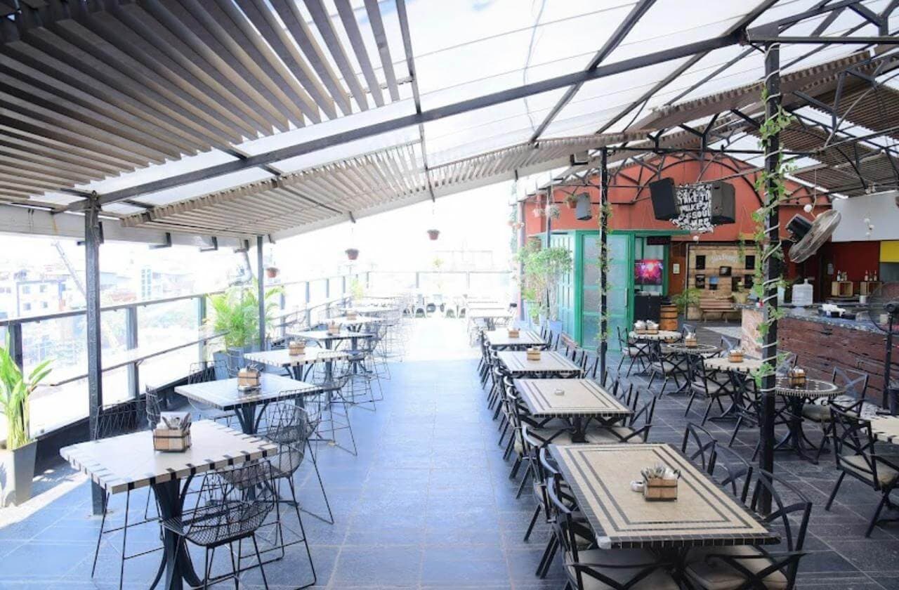 Venue: Don't Tell Mama