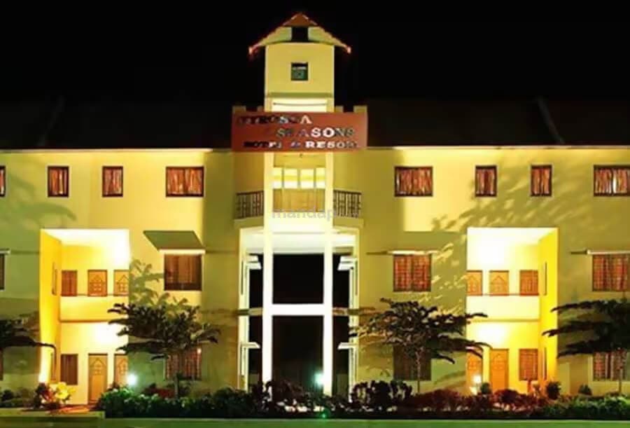 IVYROSSA HOTEL AND RESORT