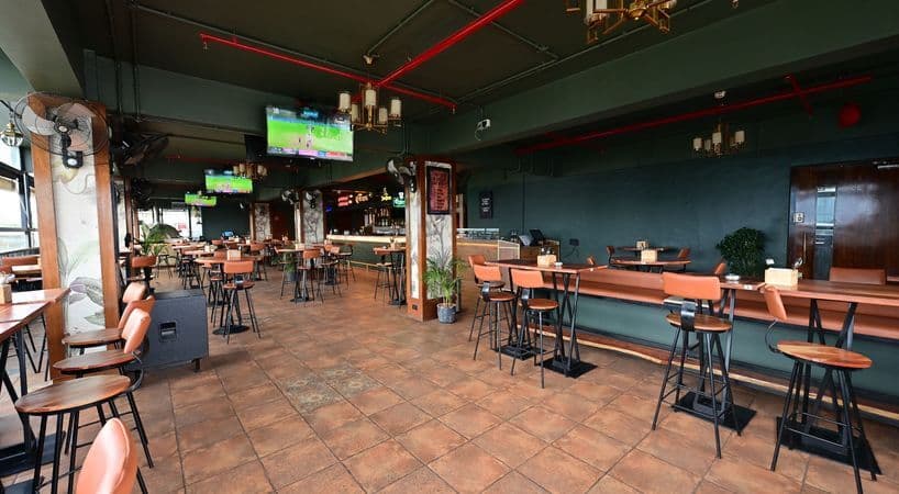 Venue: Gilly's Restobar Domlur