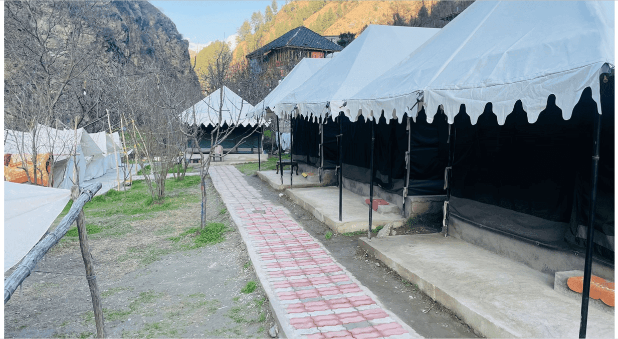 Venue: Zaranka River Side Camp Kasol