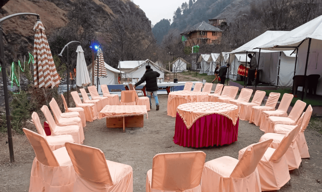Venue: Zaranka River Side Camp Kasol