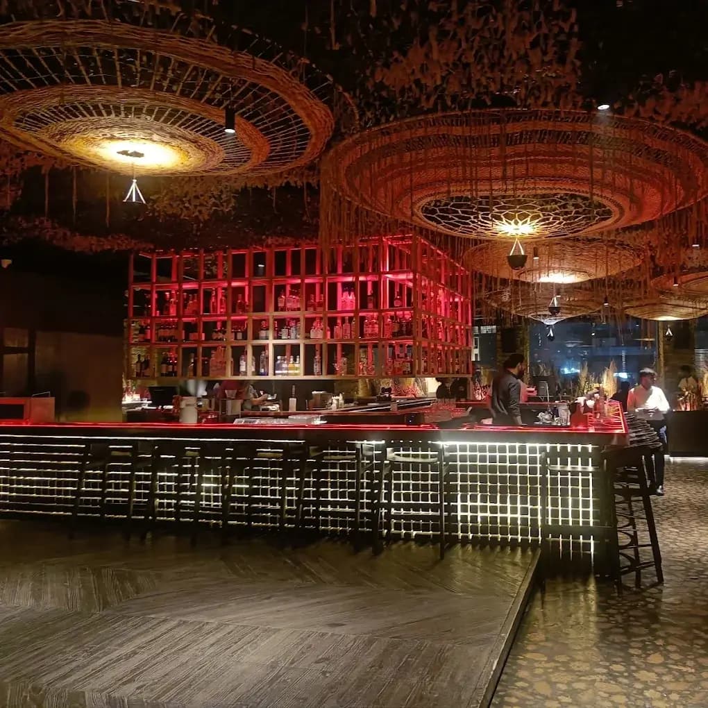 VARIO- Asian Tapas Lounge