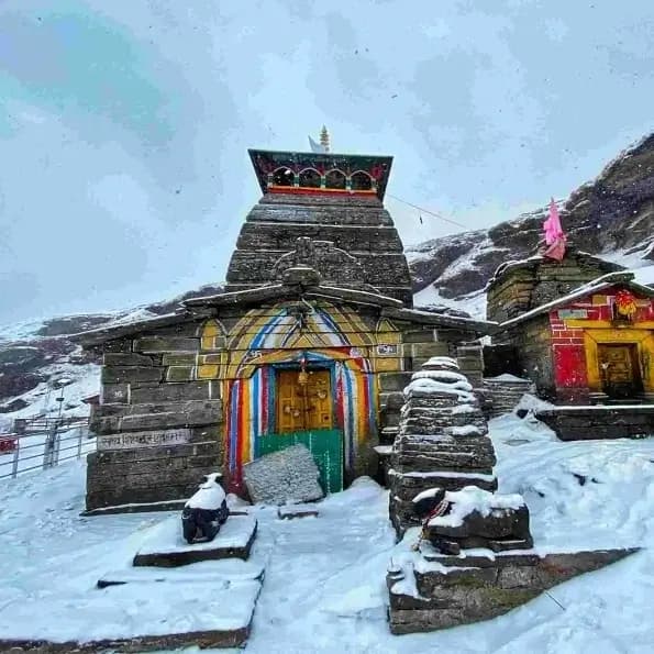 Chopta Tungnath Chandrashila Trekking